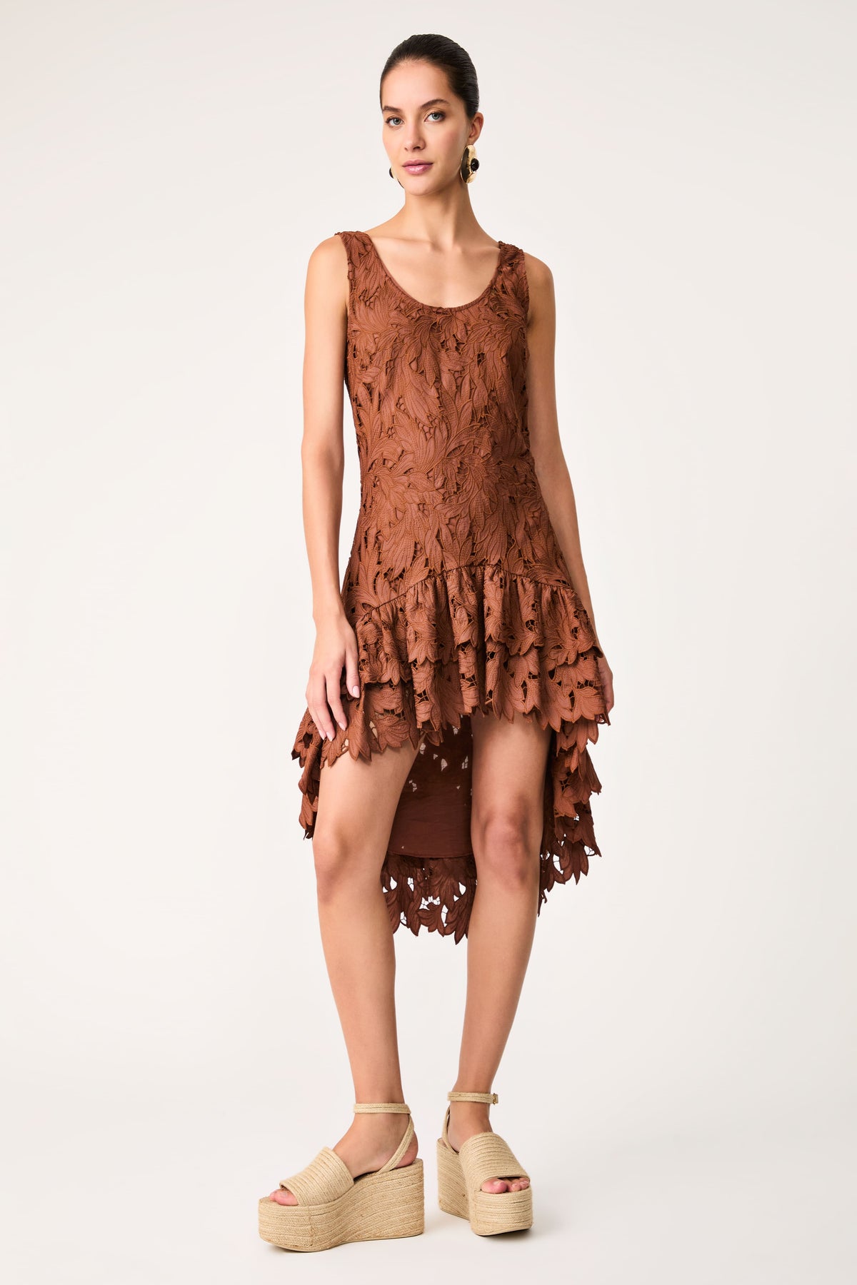 Vestido Babados Richelieu Les Algues Mocha