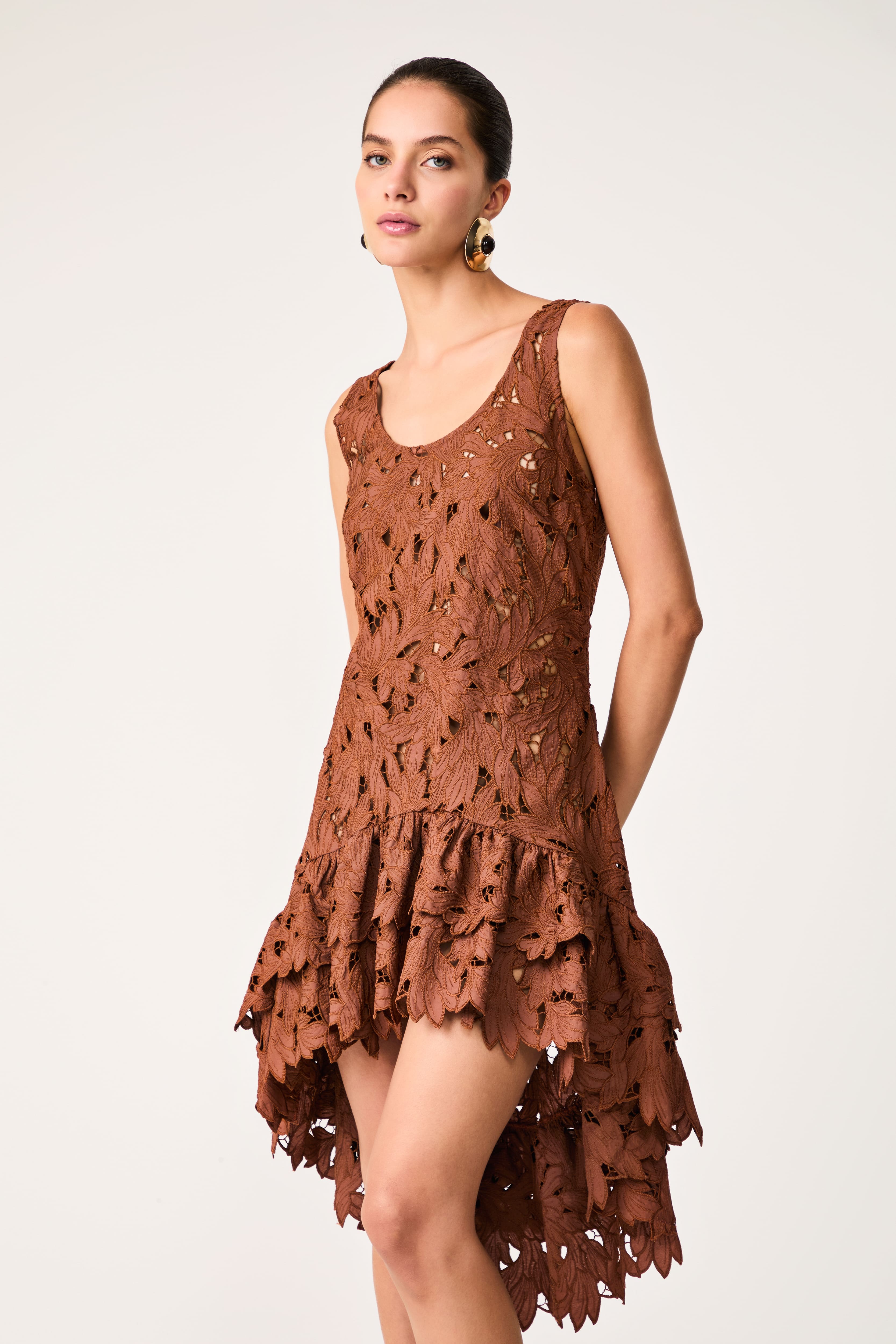 Vestido Babados Richelieu Les Algues Mocha