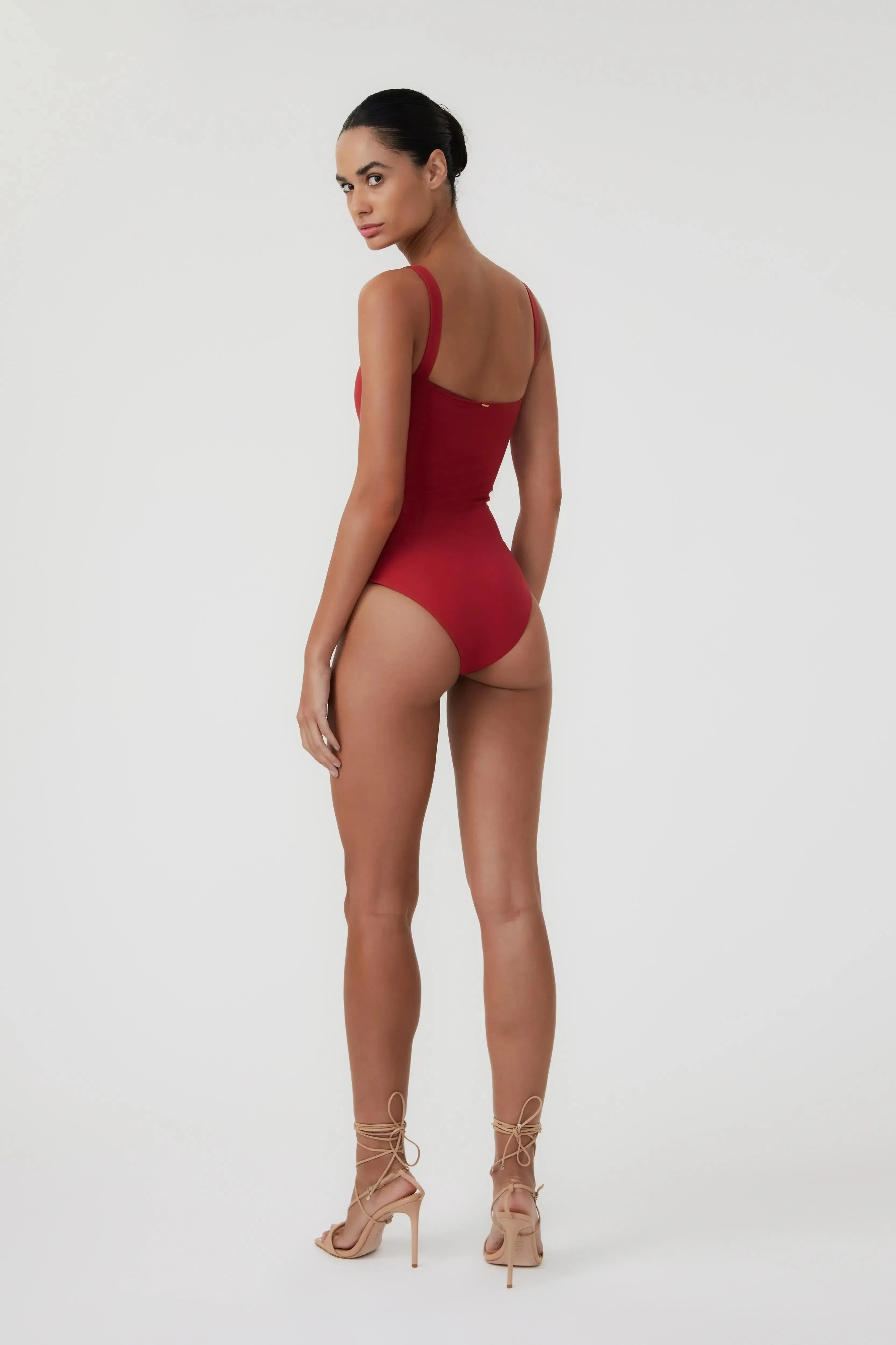Maiô charm cherry