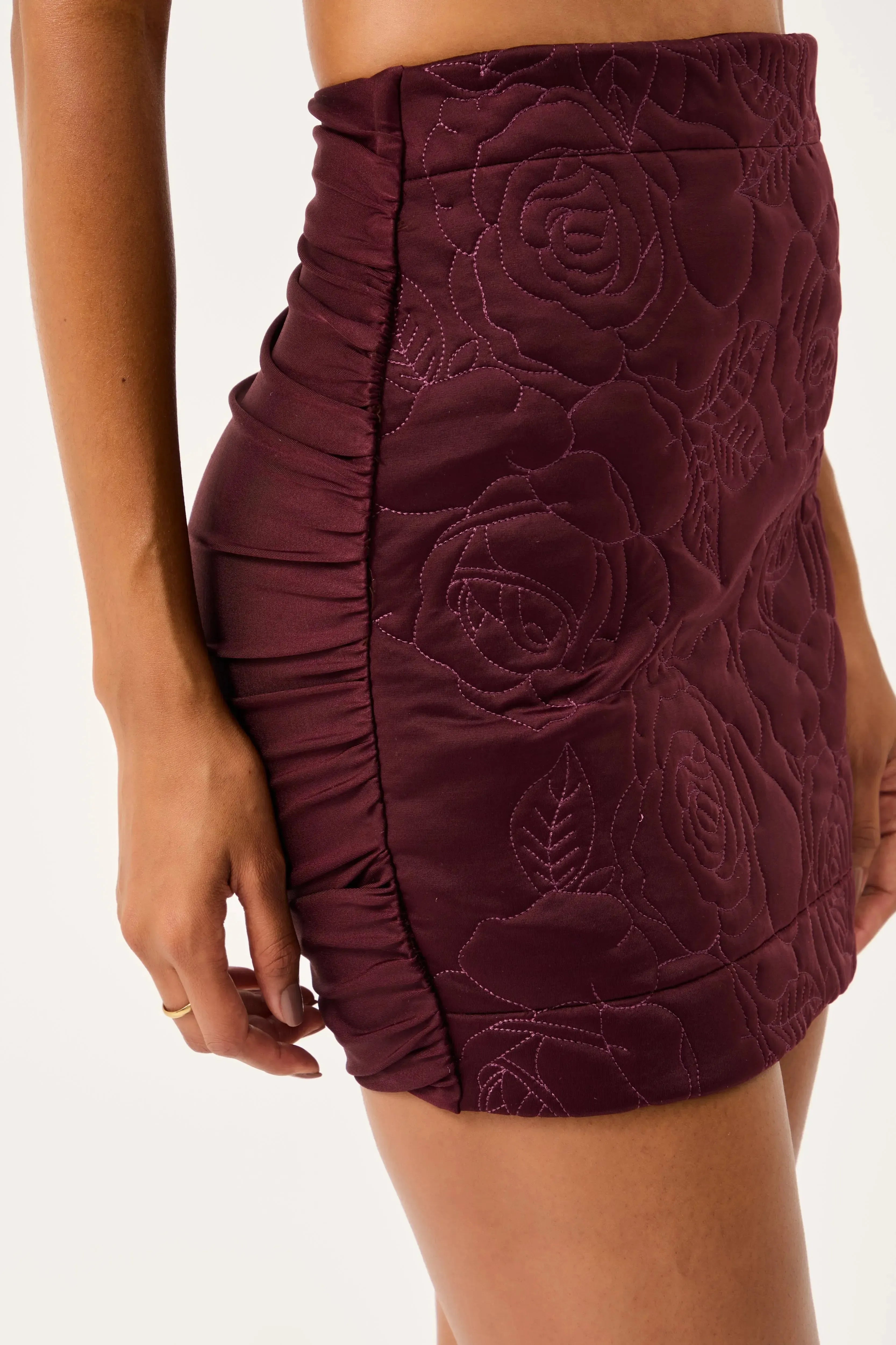 Saia Drapped Matelassê Fleur Bordeaux