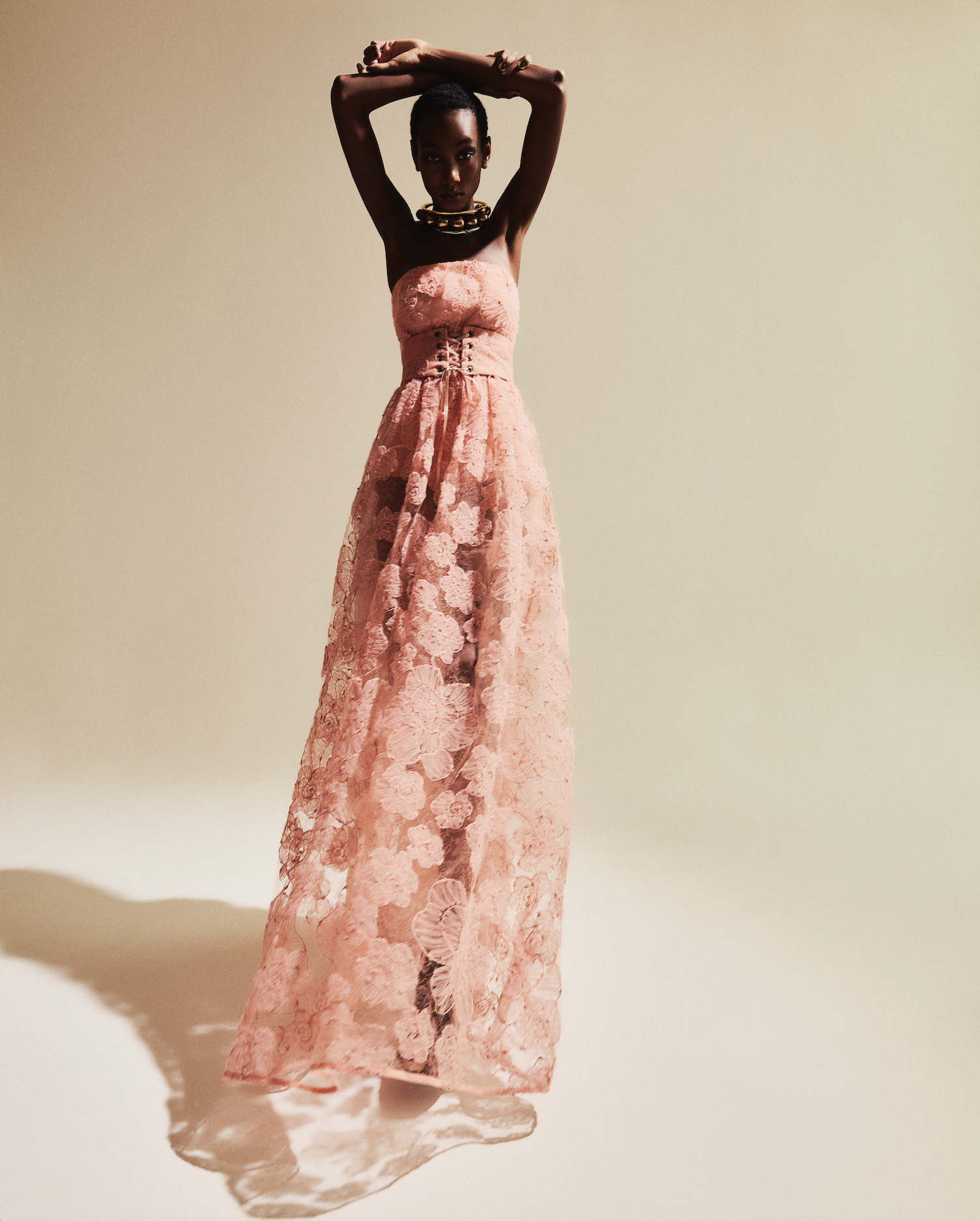 Vestido TQC Fleur Rosé Collab Vanessa Abbud