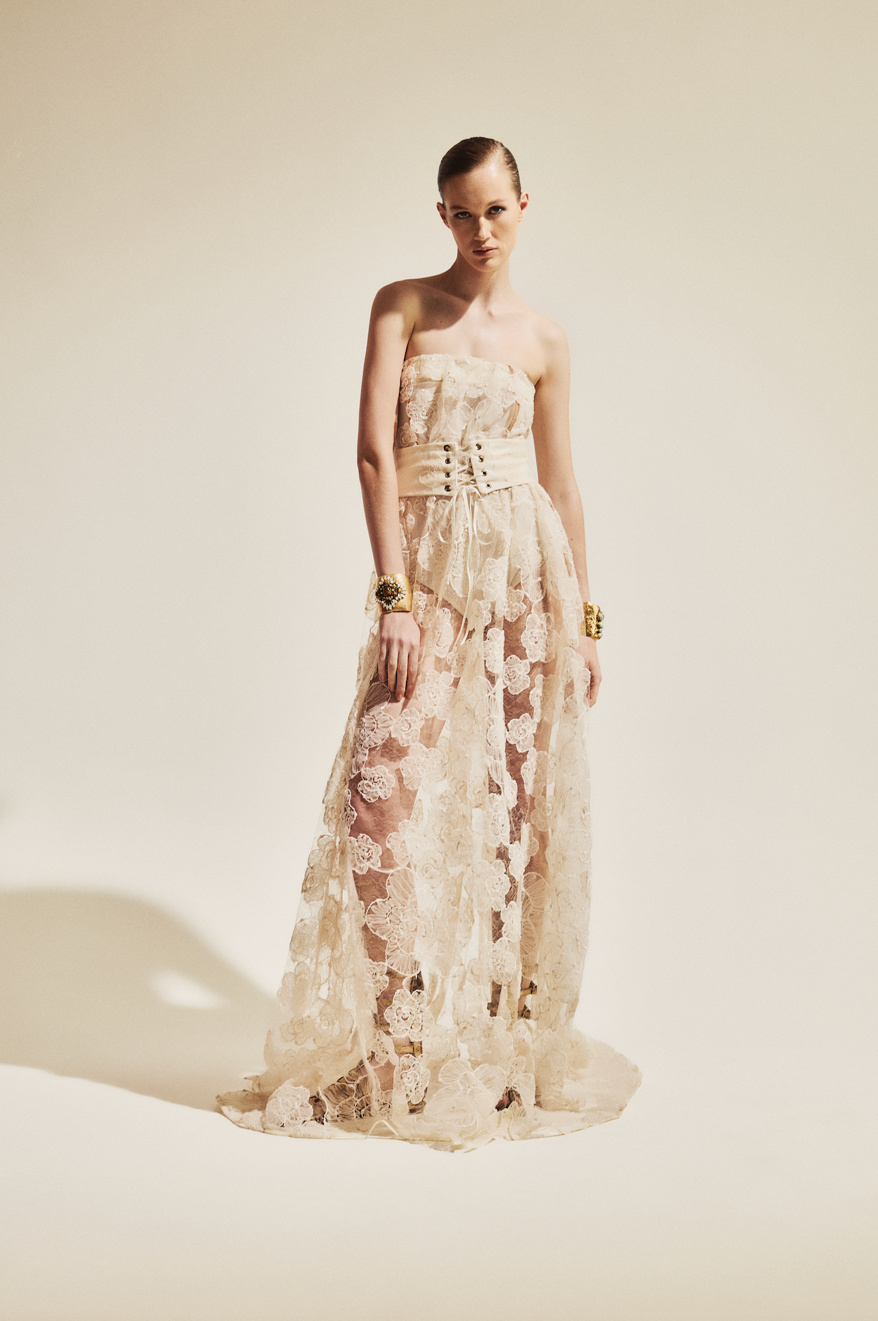 Vestido TQC Fleur Off White Collab Vanessa Abbud