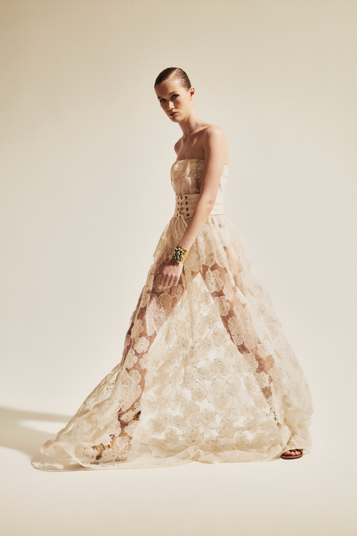 Vestido TQC Fleur Off White Collab Vanessa Abbud